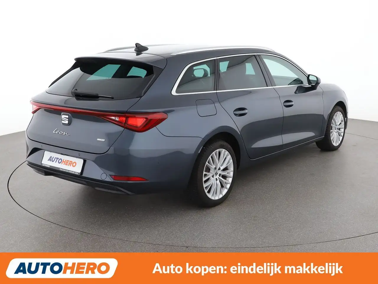 SEAT Leon e-Hybrid 1.4 TSI e-HYBRID Xcellence 6