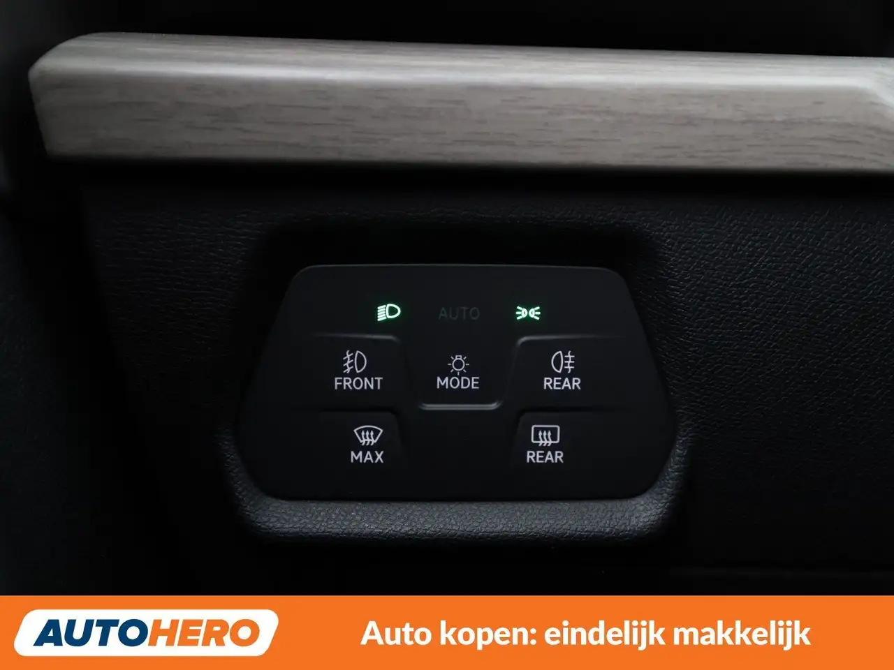 SEAT Leon e-Hybrid 1.4 TSI e-HYBRID Xcellence 27