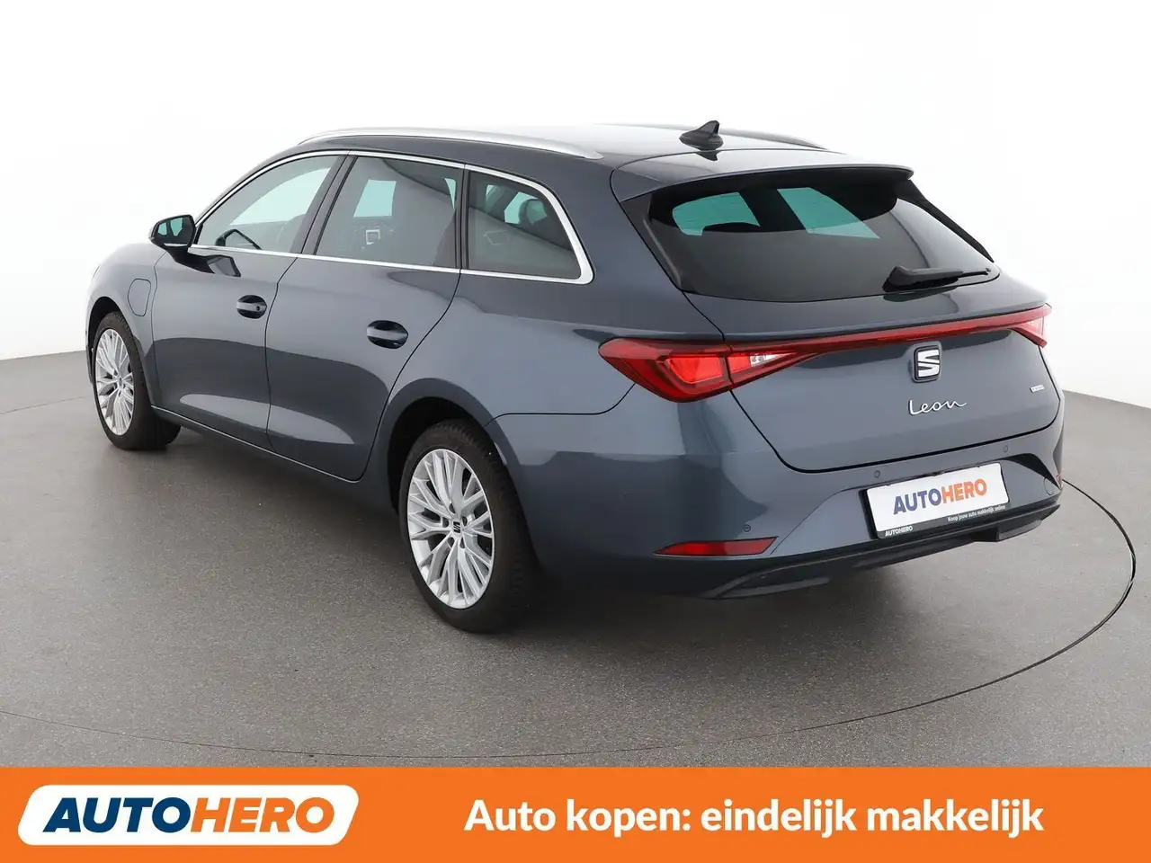 SEAT Leon e-Hybrid 1.4 TSI e-HYBRID Xcellence 4
