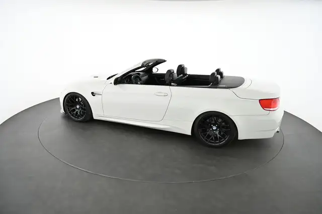 BMW M3 view 7