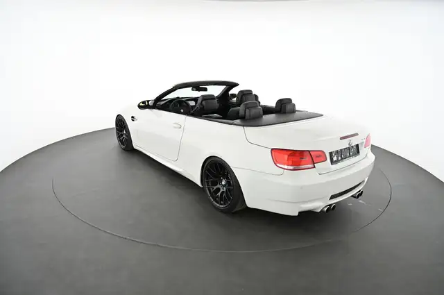 BMW M3 view 9