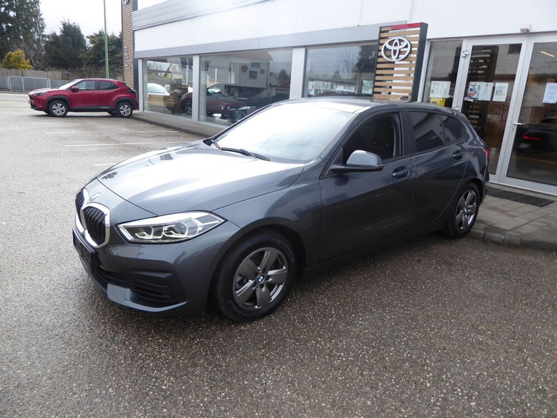 BMW 116 d *LED*NAVI*AHK*SHZ* — photo 2
