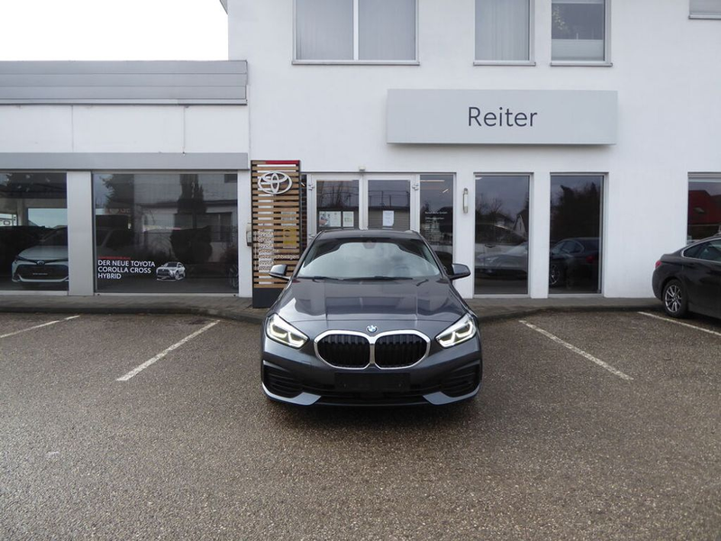 BMW 116 d *LED*NAVI*AHK*SHZ*