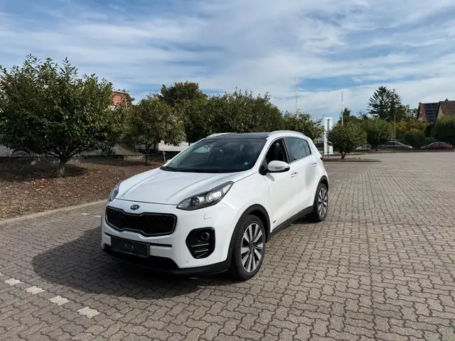 Kia Sportage Platinum Edition 4WD/AHK/Pano/Kamera