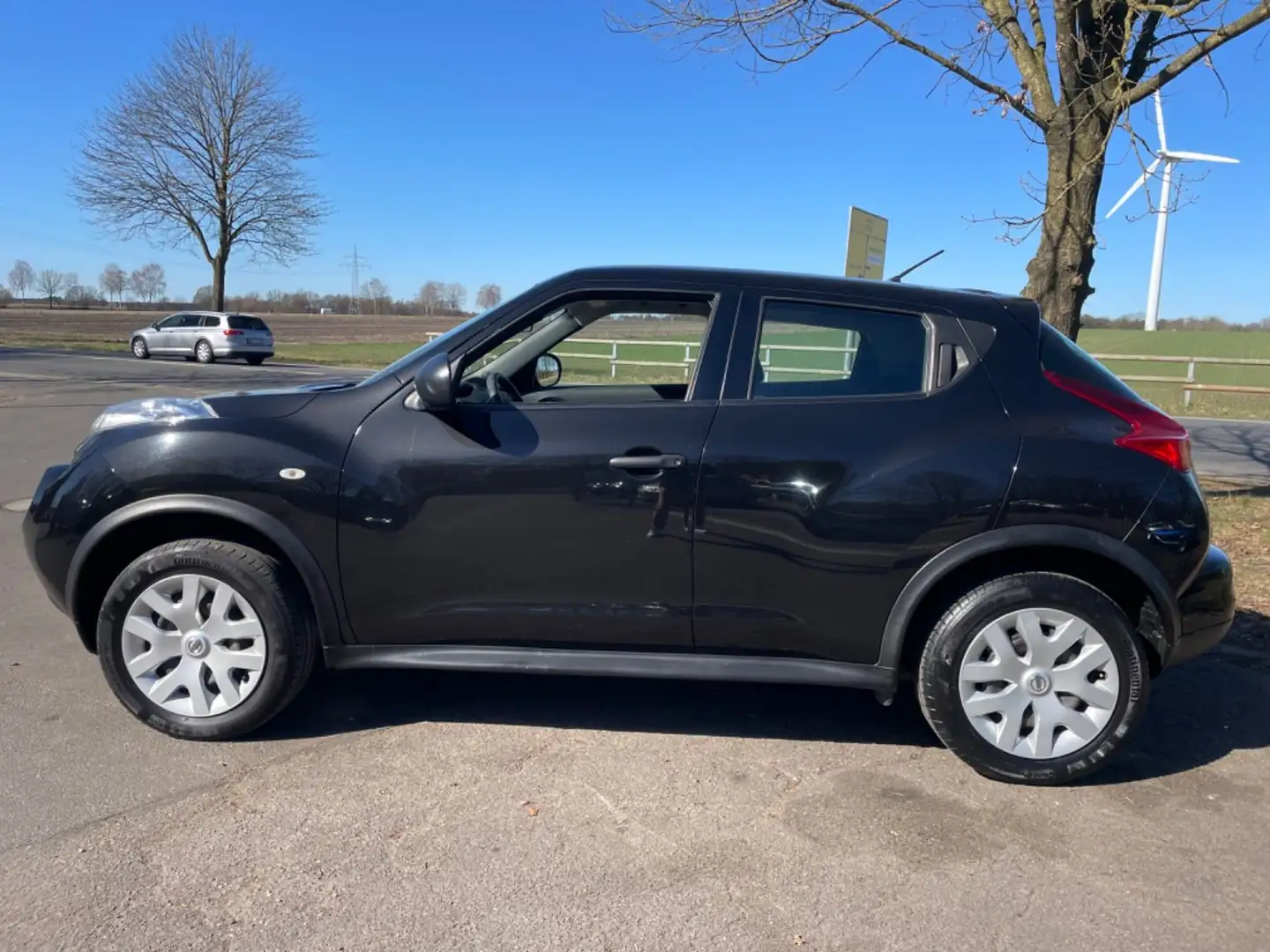 Nissan Juke Visia#SCHECKHEFT#TÜV AU NEU# Schwarz - 2