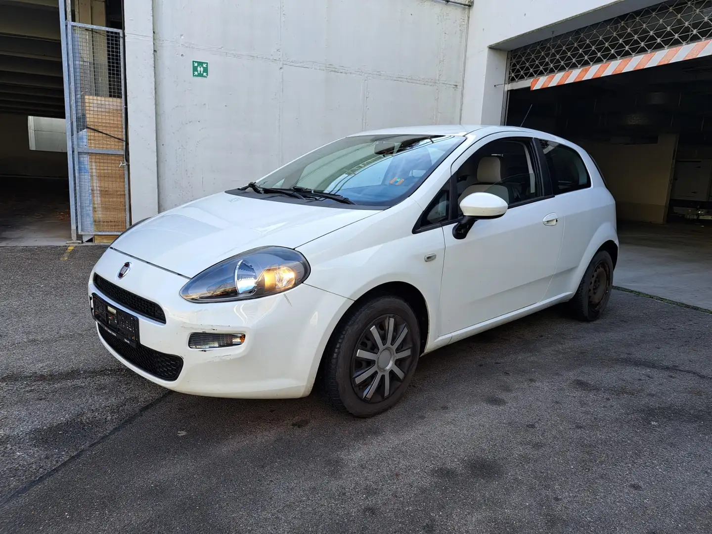 Fiat Punto More Blanco - 1
