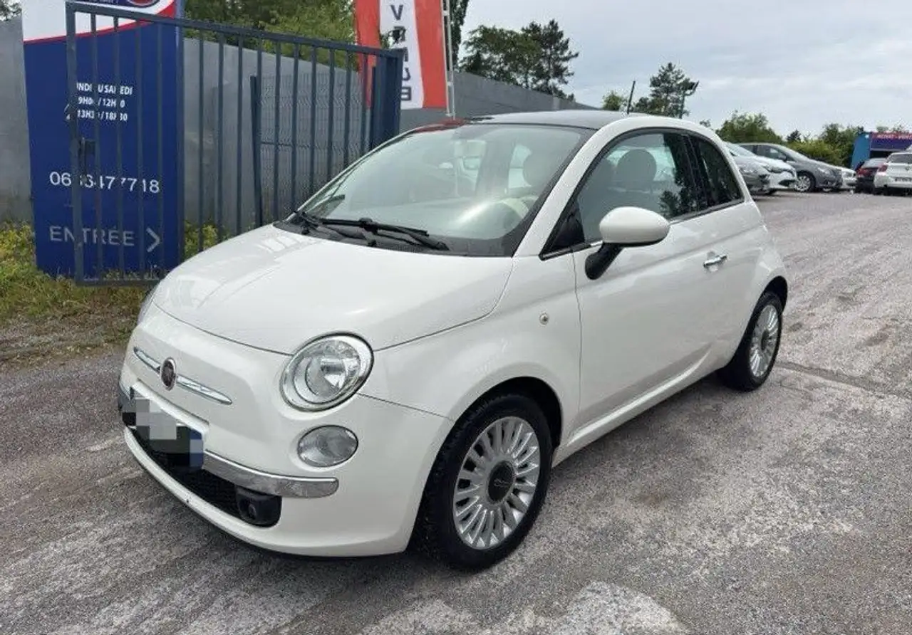 Fiat 500 Magnifique en 1,2 70 cv toit panoramique