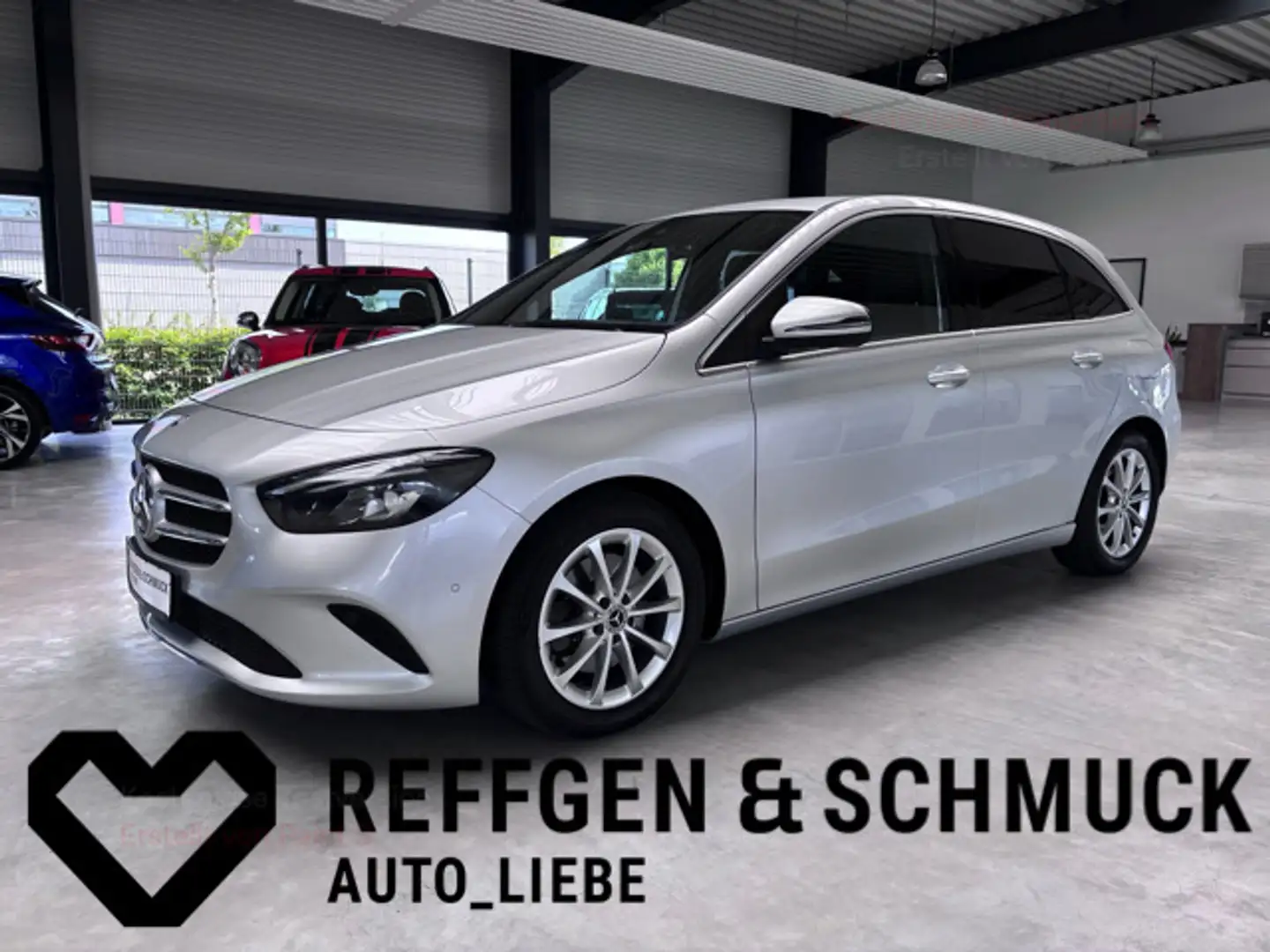 Mercedes-Benz B 220 4M AUTOMATIK+KLIMA+NAVI+LED+KAMERA+ALU+TÜV Argintiu - 1
