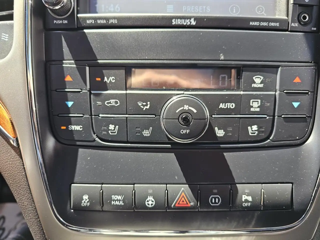 Jeep Grand Cherokee photo Jeep Grand Cherokee