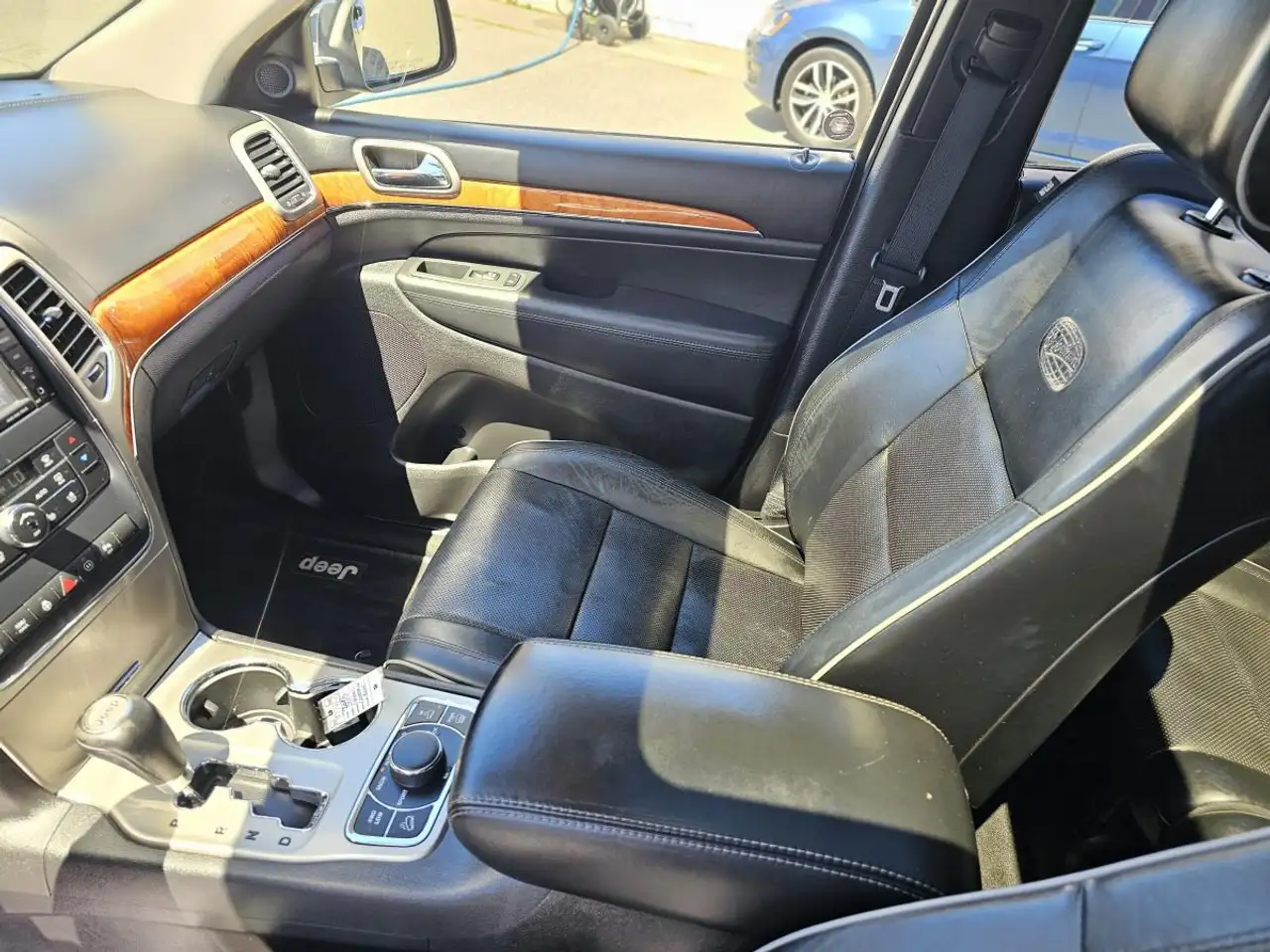 Jeep Grand Cherokee photo Jeep Grand Cherokee