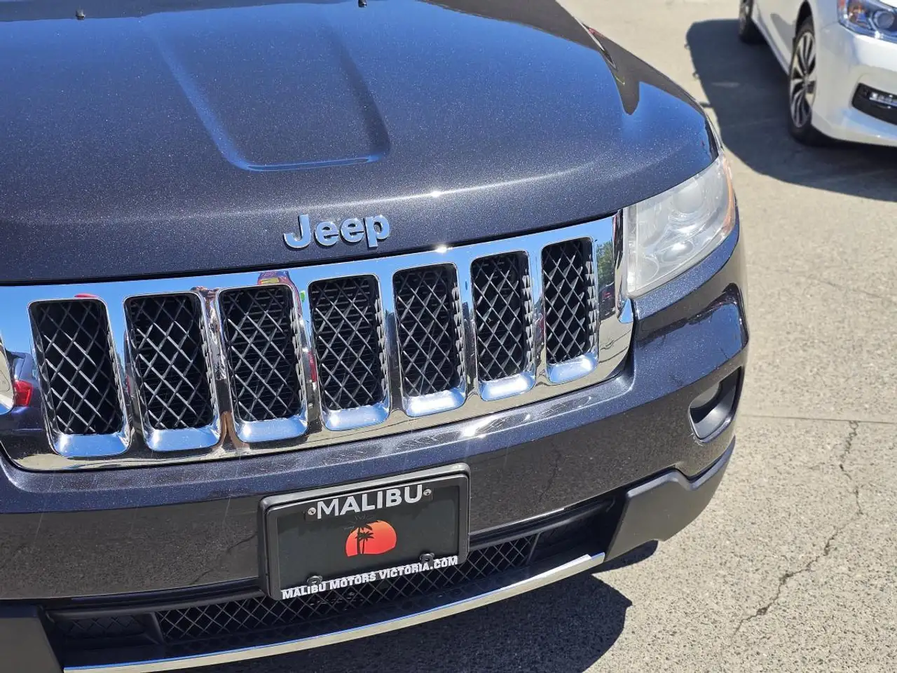 Jeep Grand Cherokee photo Jeep Grand Cherokee
