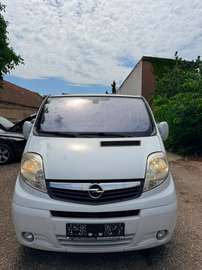 Vivaro Combi L2H1 2,5 CDTI 2,9t DPF