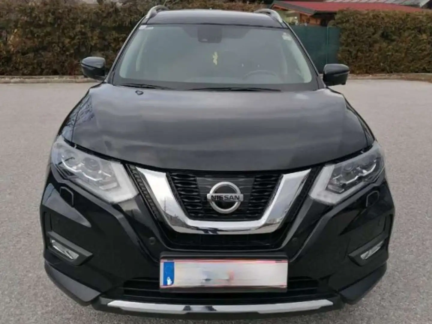 Nissan X-Trail 1,6 DIG-T N-Connecta Schwarz - 1