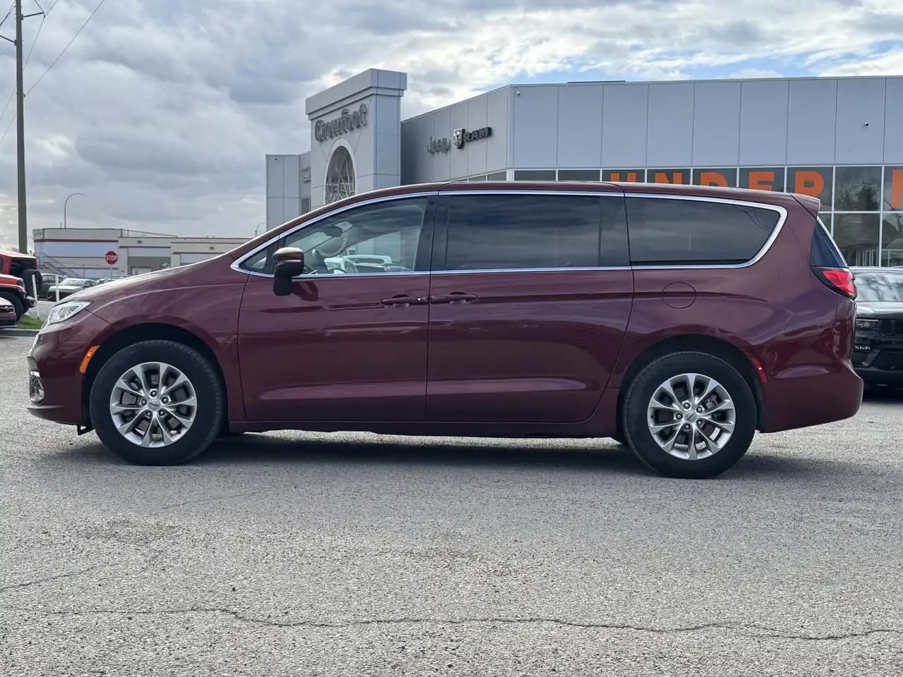 Chrysler Pacifica снимка Chrysler Pacifica