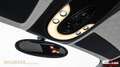 Bugatti Veyron + Linea Vivere by Mansory + 1of 2 + Weiß - thumbnail 19