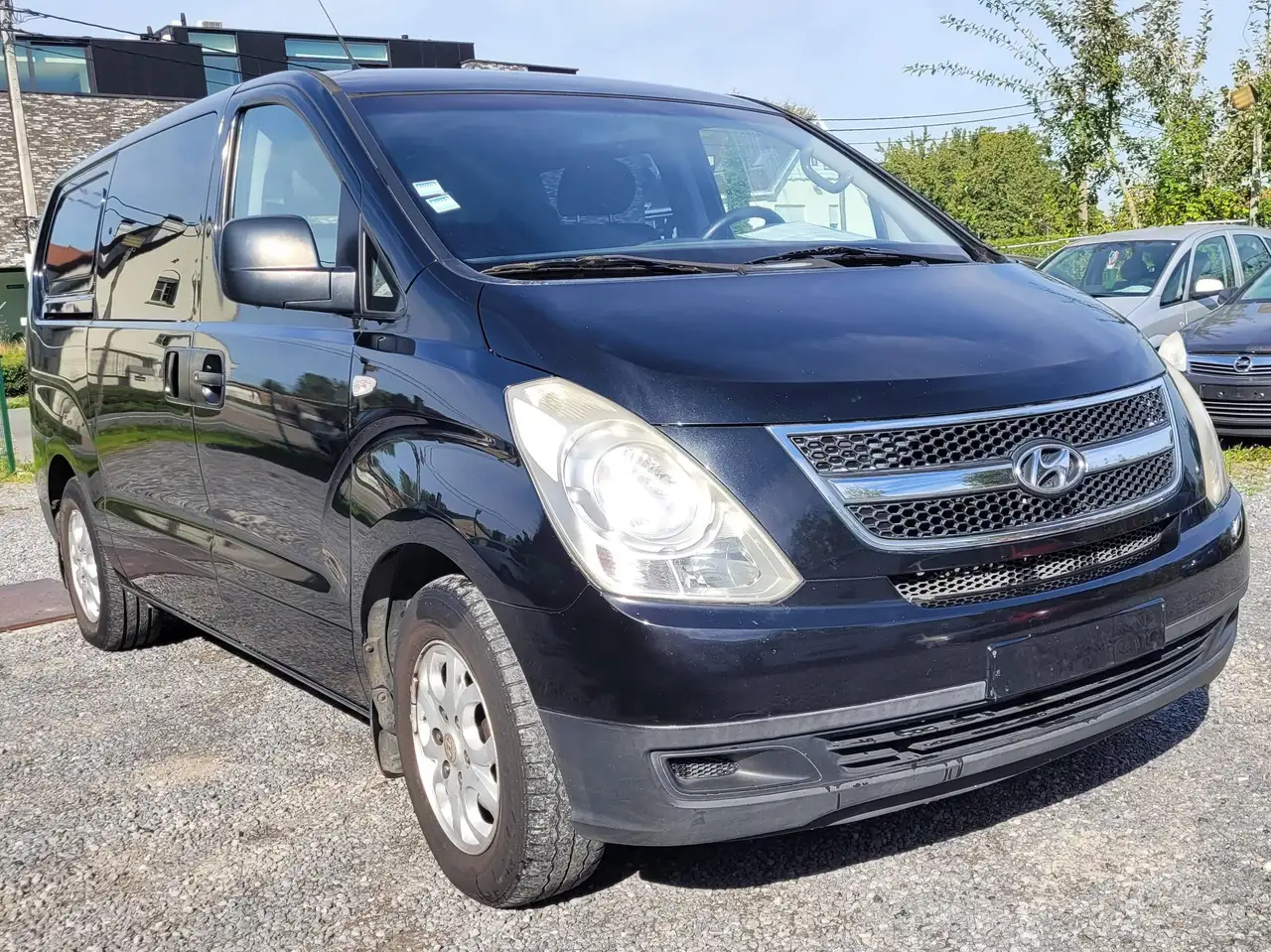 Hyundai H-1