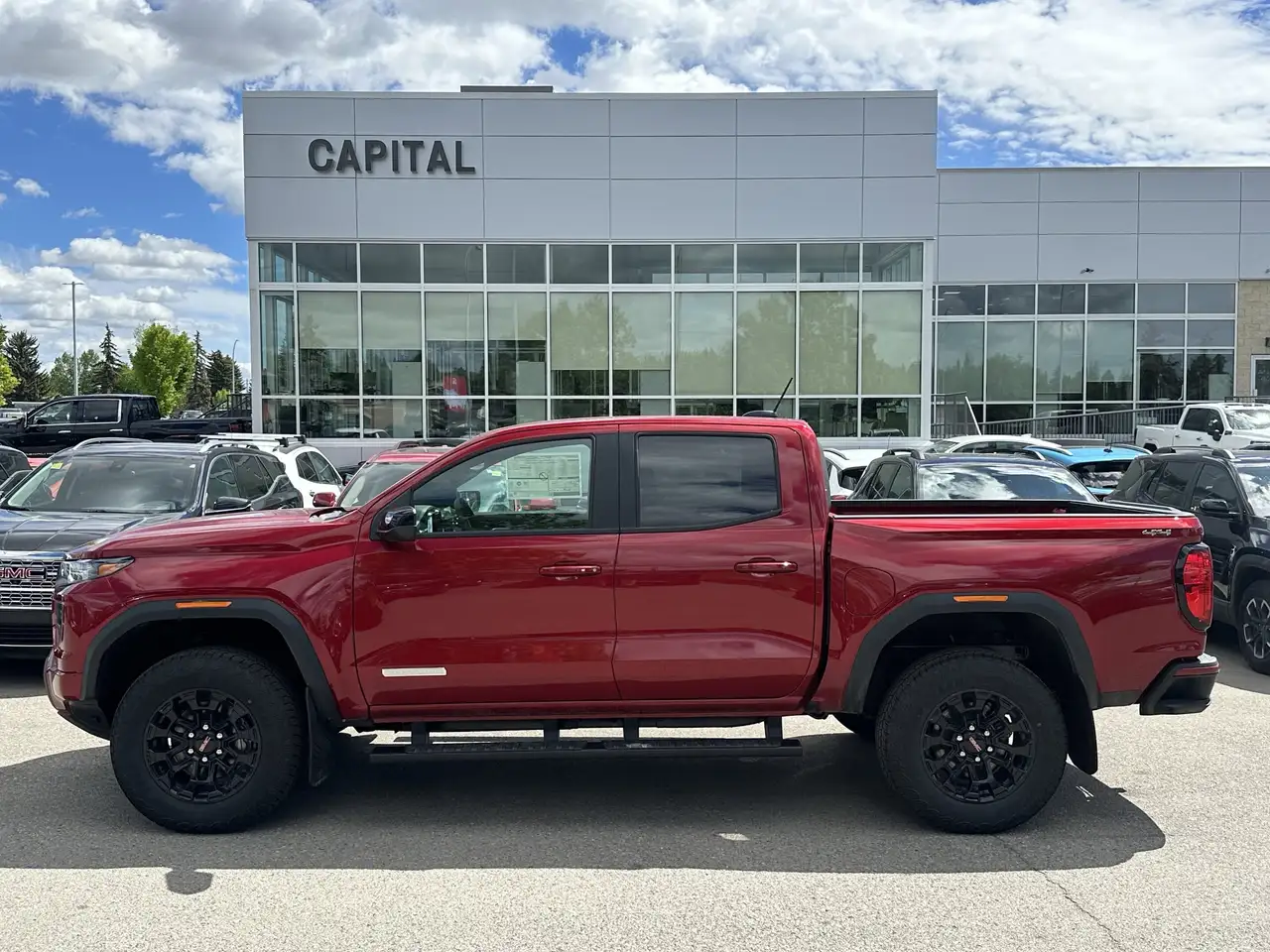 GMC Canyon снимка GMC Canyon
