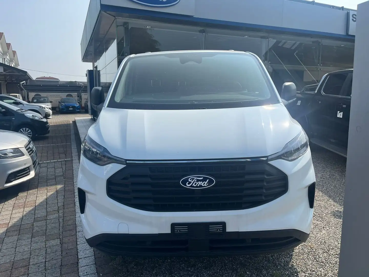 Ford Transit Custom 280 2.0 EcoBlue 110 PC Furgone Tre Weiß - 2