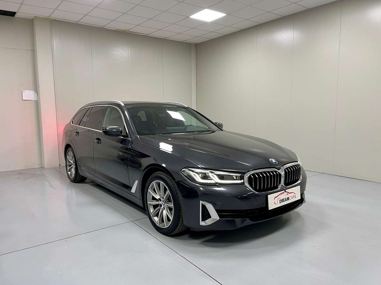 BMW 518 Serie 5 G31 2020 Touring LCI 520d Touring mhev 48V Luxury auto