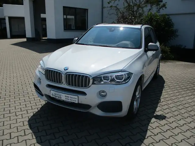 BMW X5 M AHK Panorama StHz Komfortsitze LED Exl