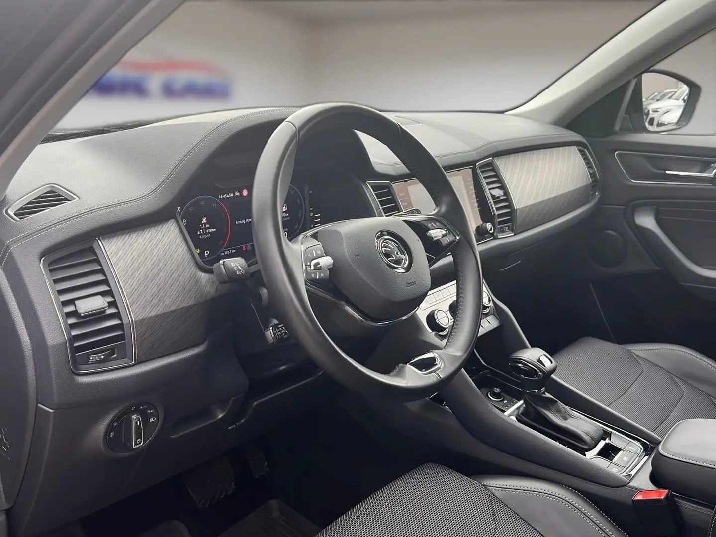 Skoda Kodiaq Style 4x4*Auto.*Teilleder*Memory*Abstand* Noir - 2