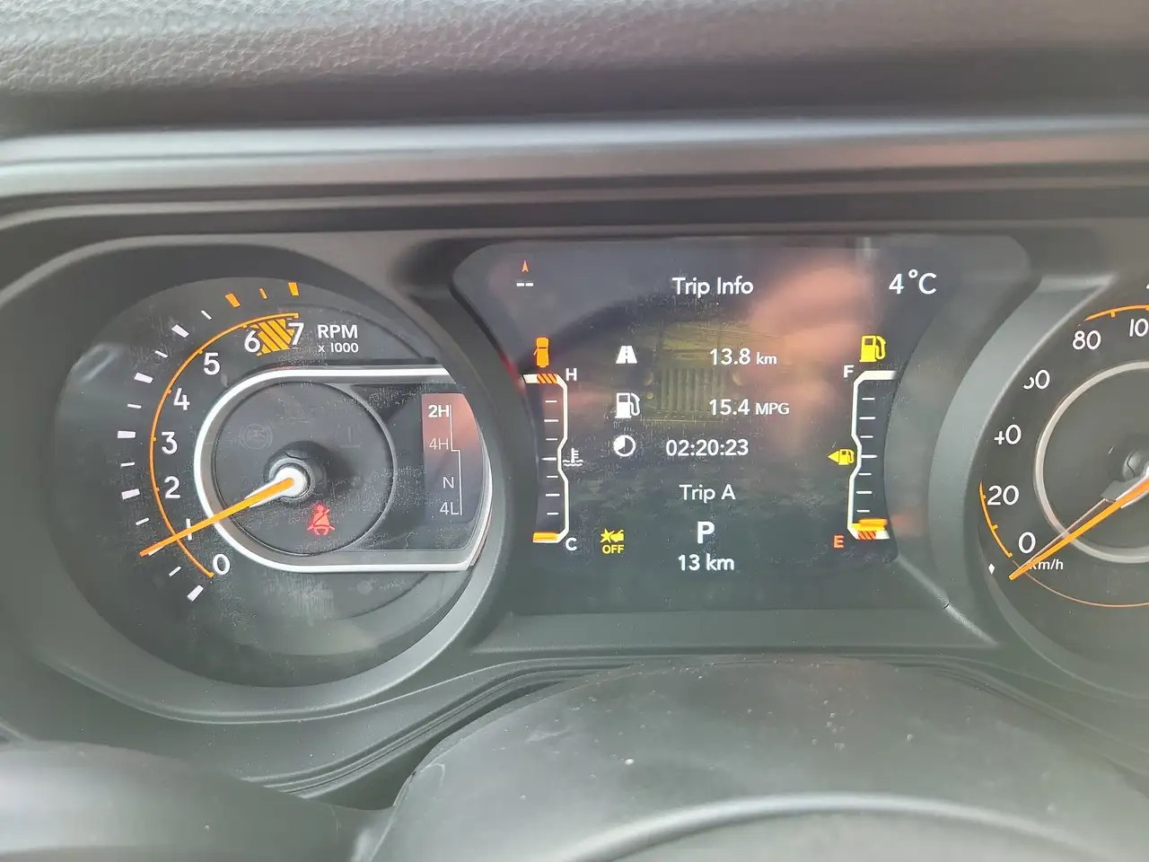 Jeep Wrangler снимка Jeep Wrangler
