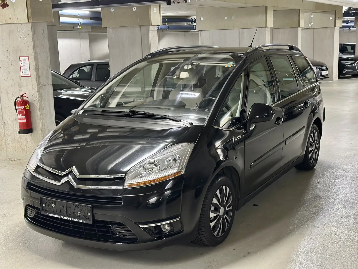Citroen Grand C4 Picasso 2,0 HDi Exclusive EGS6 FAP - 2
