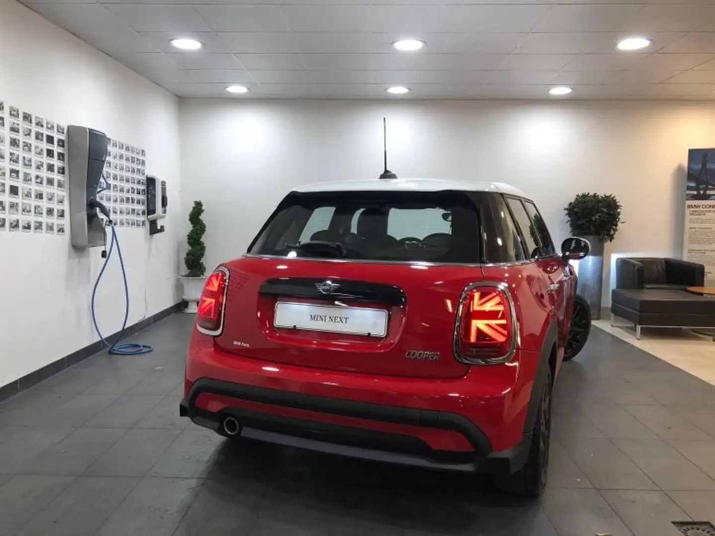 MINI Cooper E Cooper 136ch  Essential BVA7 Rot - 2