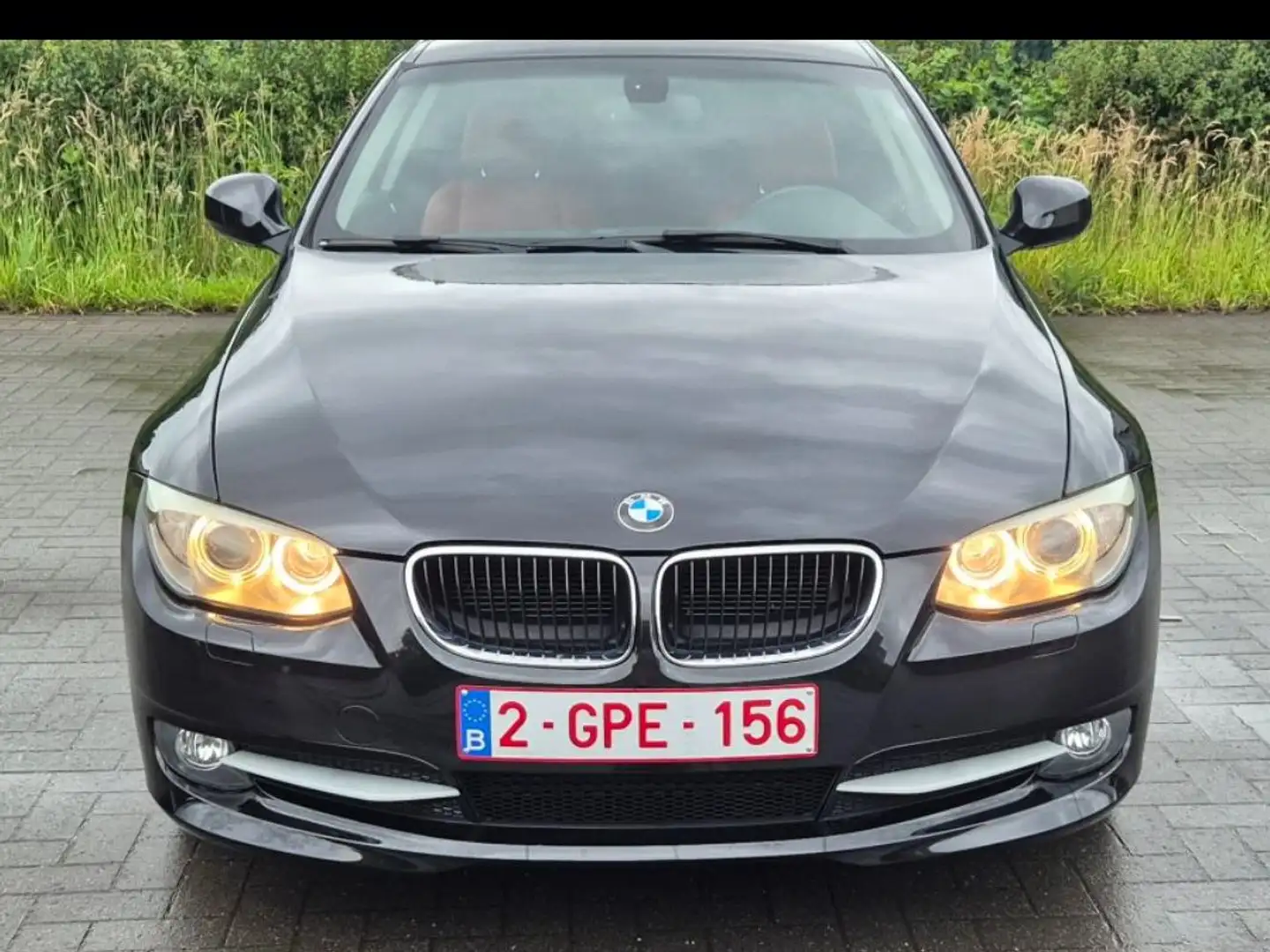 BMW 320 320d xDrive Coupe Noir - 1