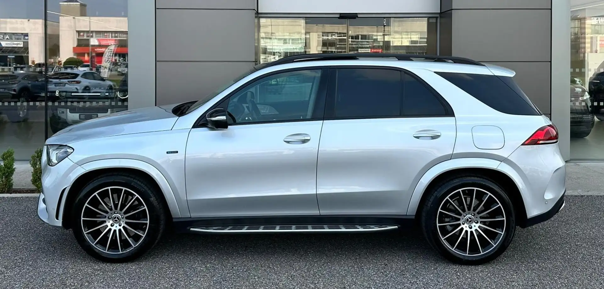Mercedes-Benz GLE 350 GLE 350 de phev (e eq-power) Premium 4matic auto Zilver - 2