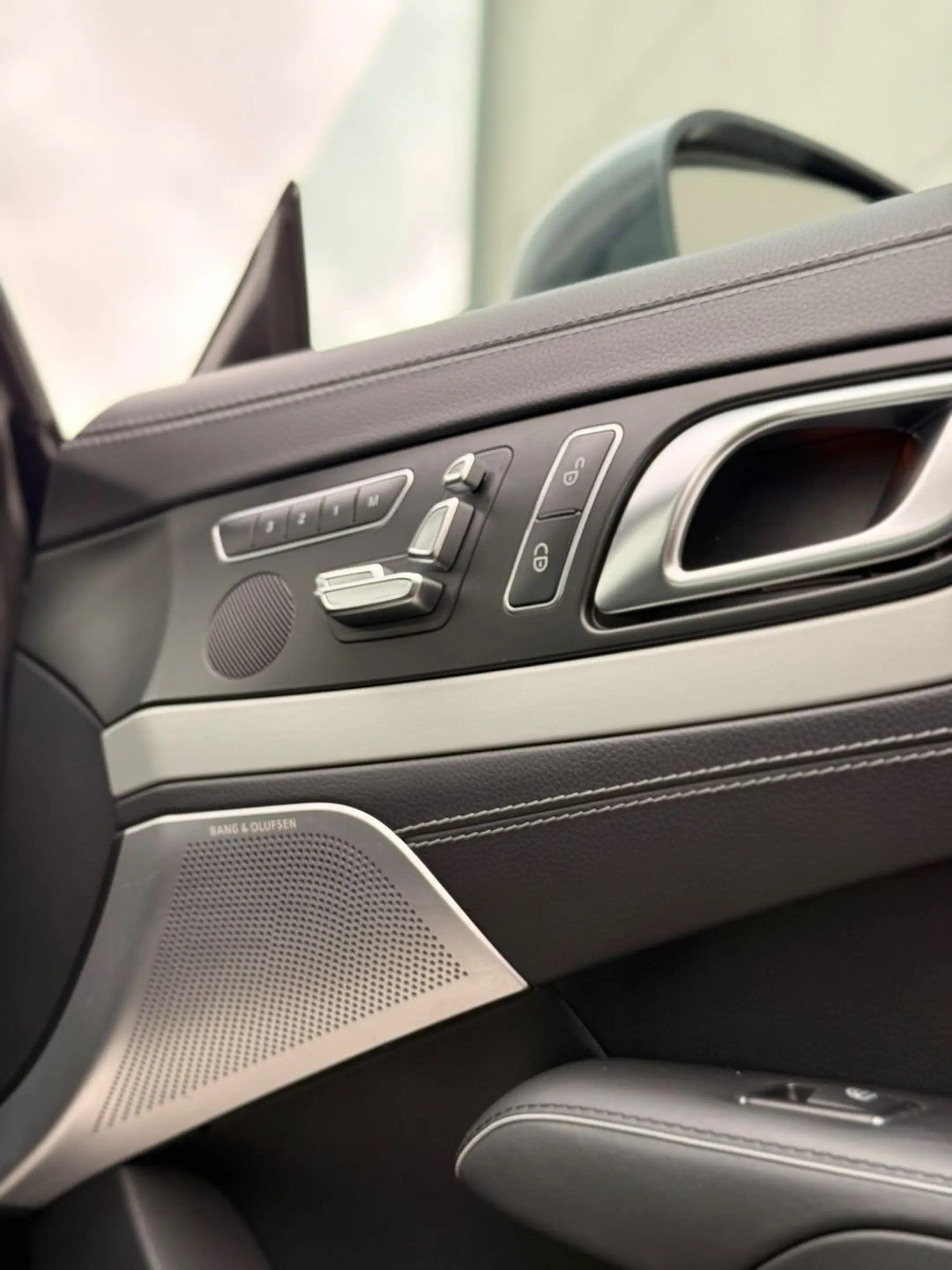 Mercedes-Benz SL 500 /AMG-Line/B&O/Magic-Sky/Ambiente/Deutsch/ — photo 30