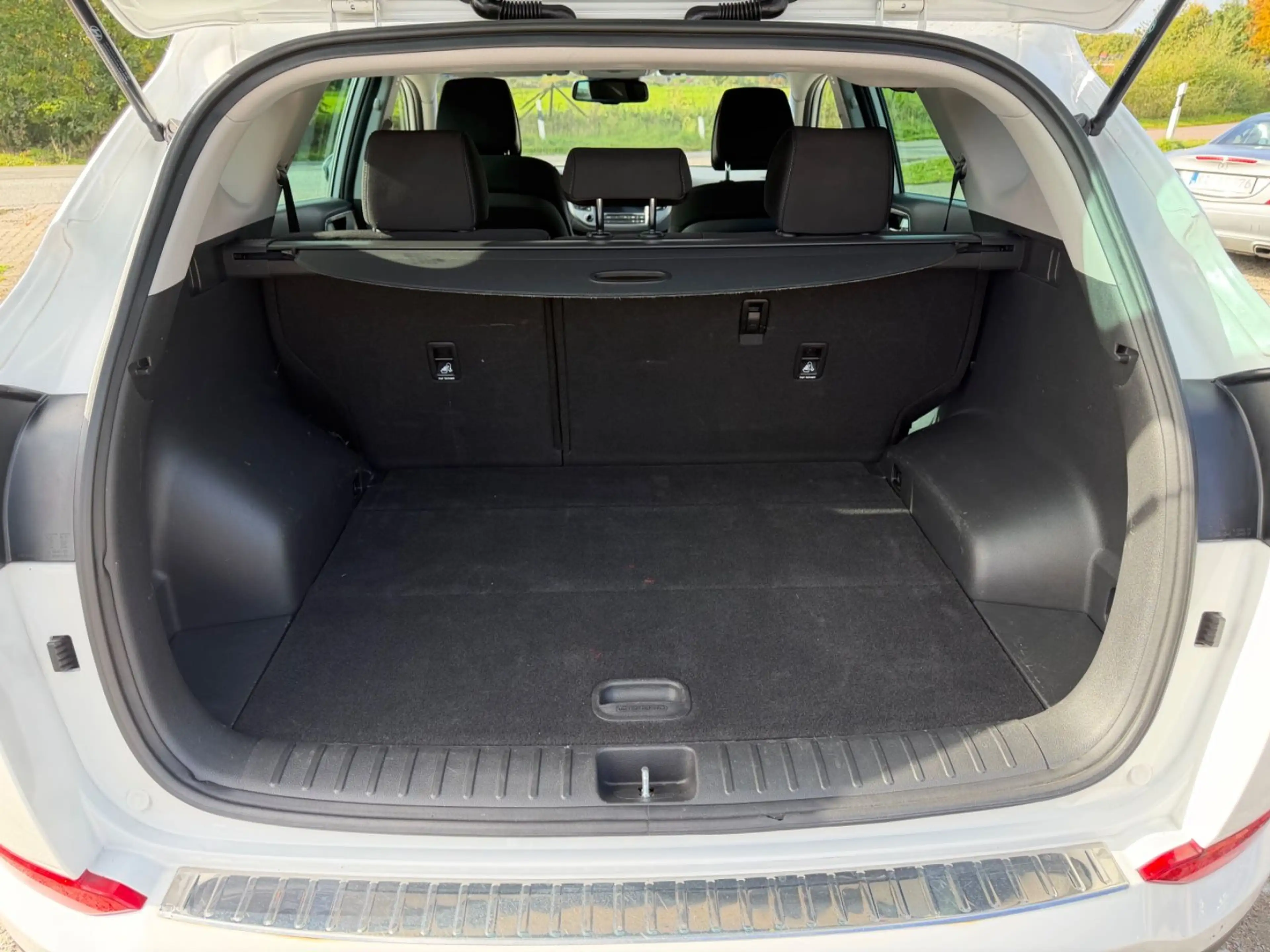 Hyundai TUCSON blue Passion 2WD — photo 12