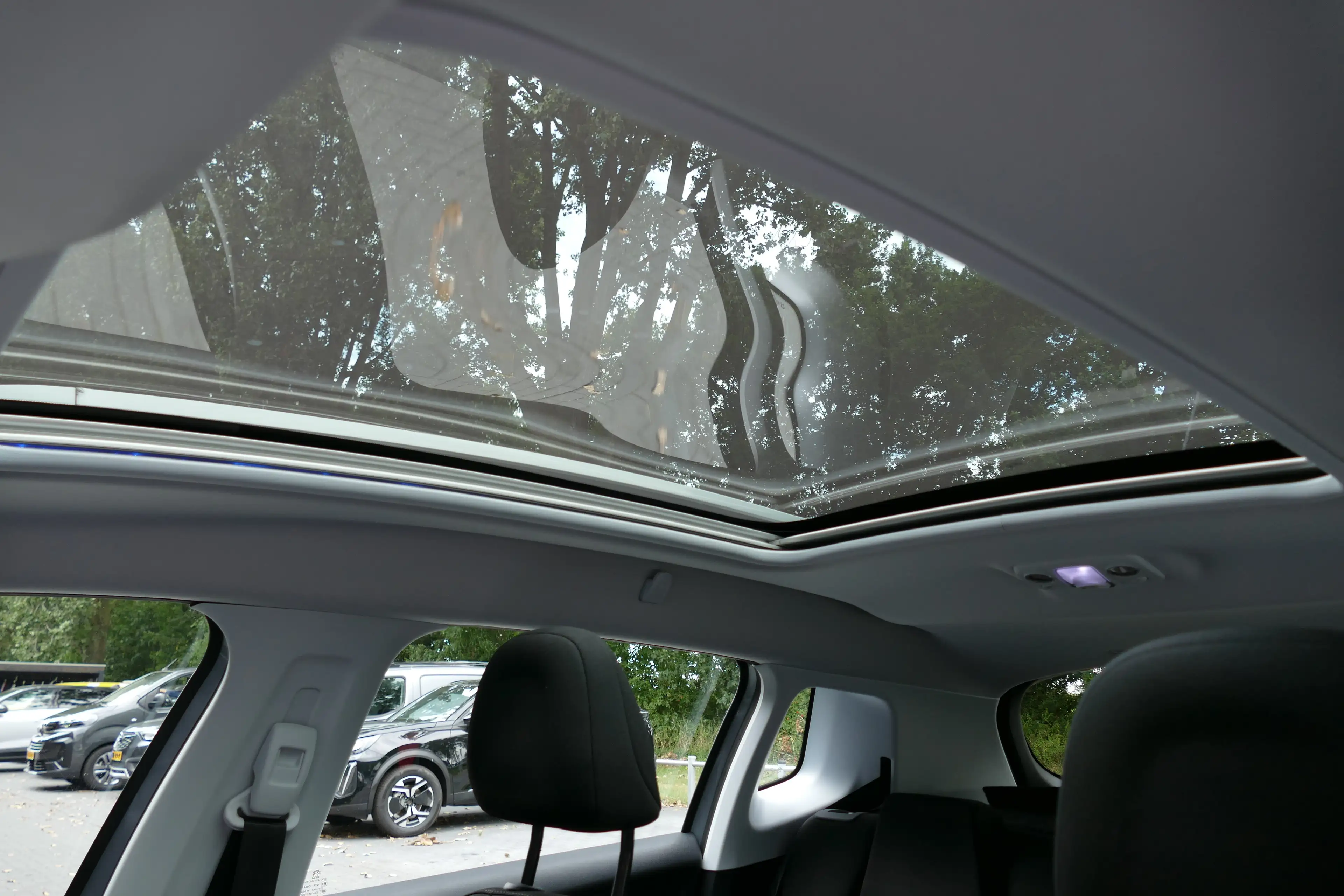 Peugeot 2008 1.2 PURETECH 82PK ACTIVE AUTOMAAT / PANO.DAK / NAV — photo 13