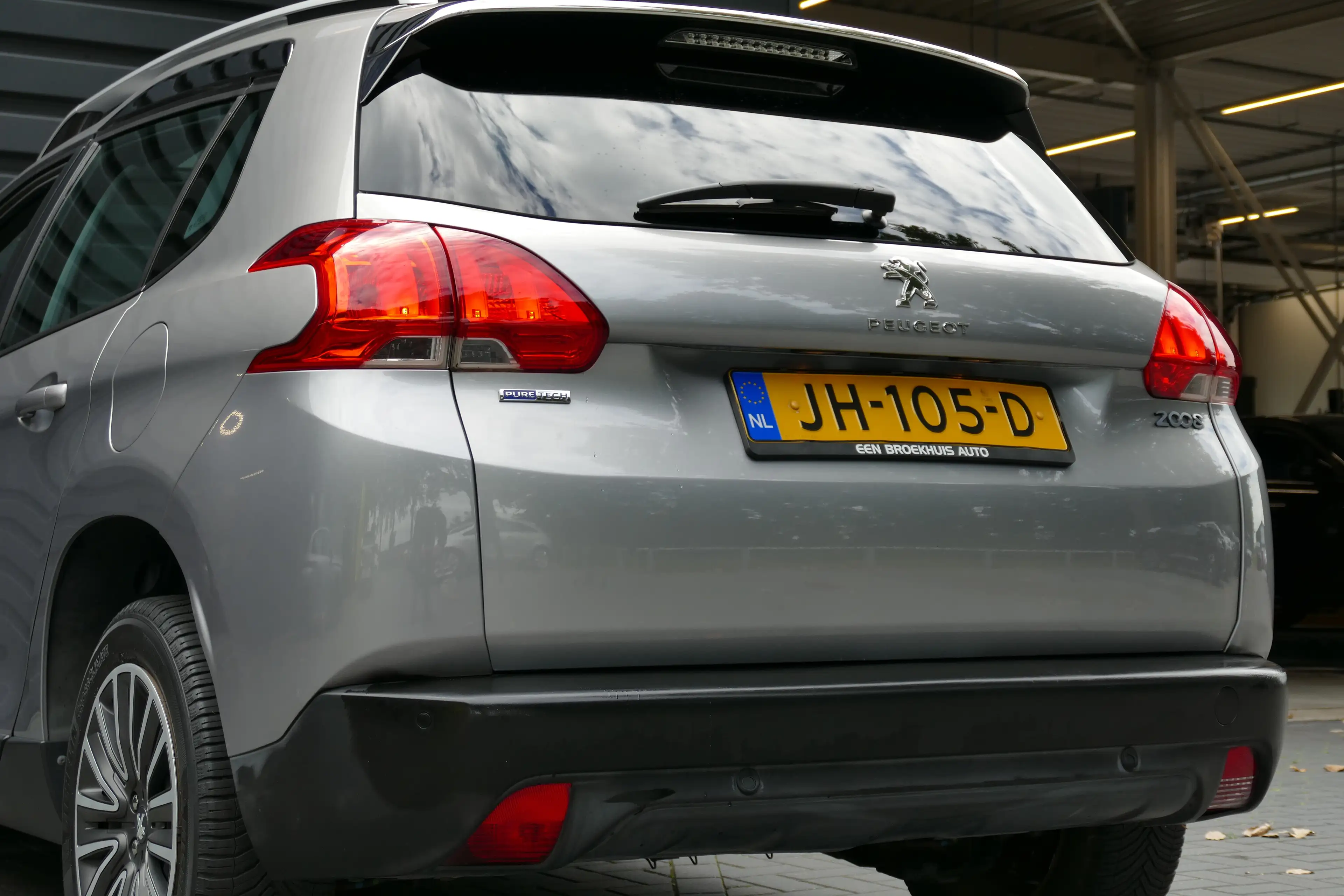 Peugeot 2008 1.2 PURETECH 82PK ACTIVE AUTOMAAT / PANO.DAK / NAV — photo 7