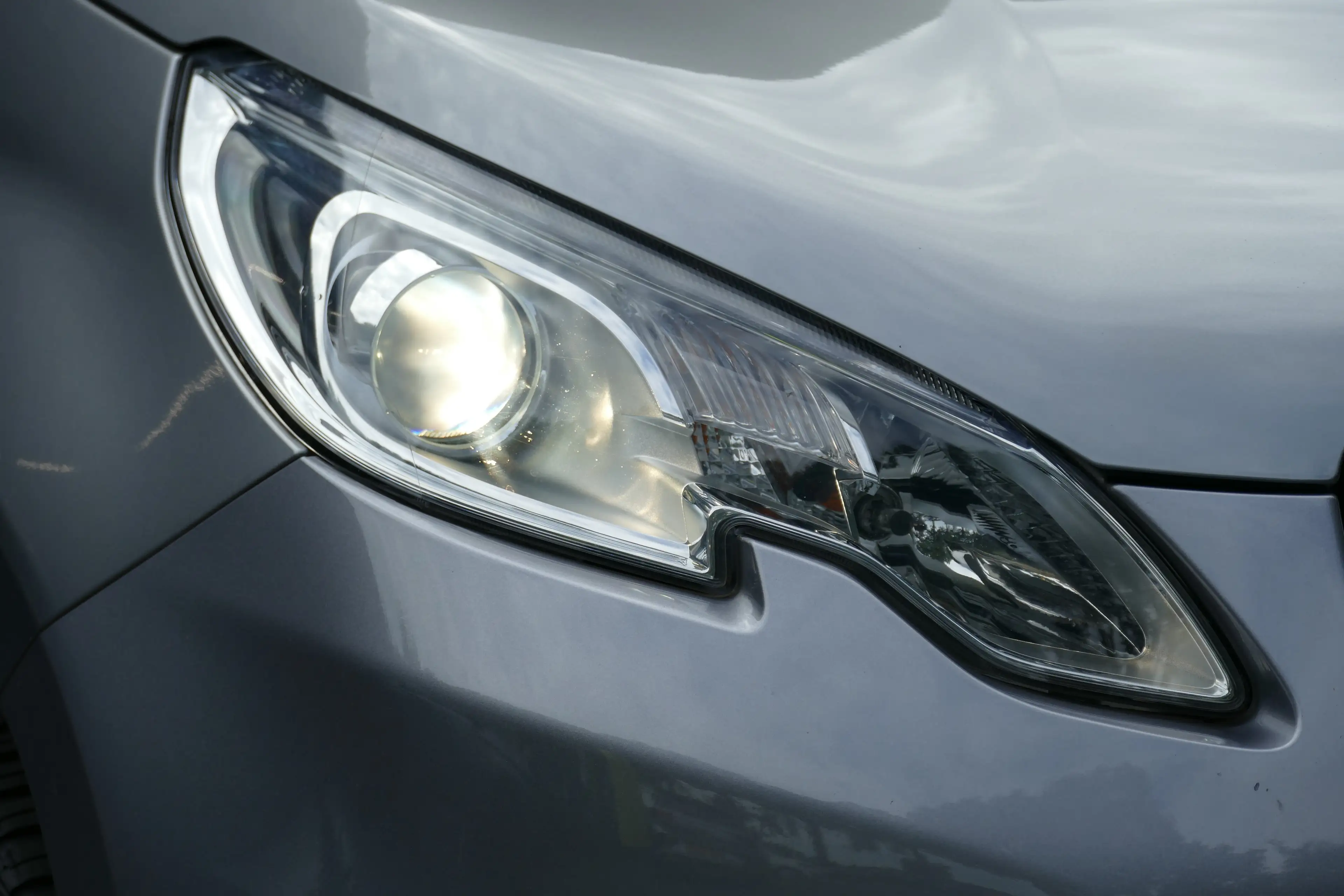 Peugeot 2008 1.2 PURETECH 82PK ACTIVE AUTOMAAT / PANO.DAK / NAV — photo 9
