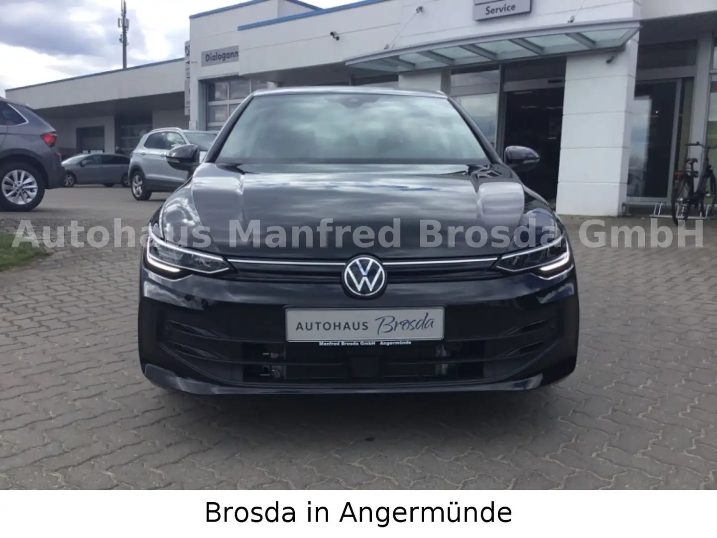 Volkswagen Golf VIII 1.5 TSI 85 kW Life mit 20% RABATT Zwart - 2