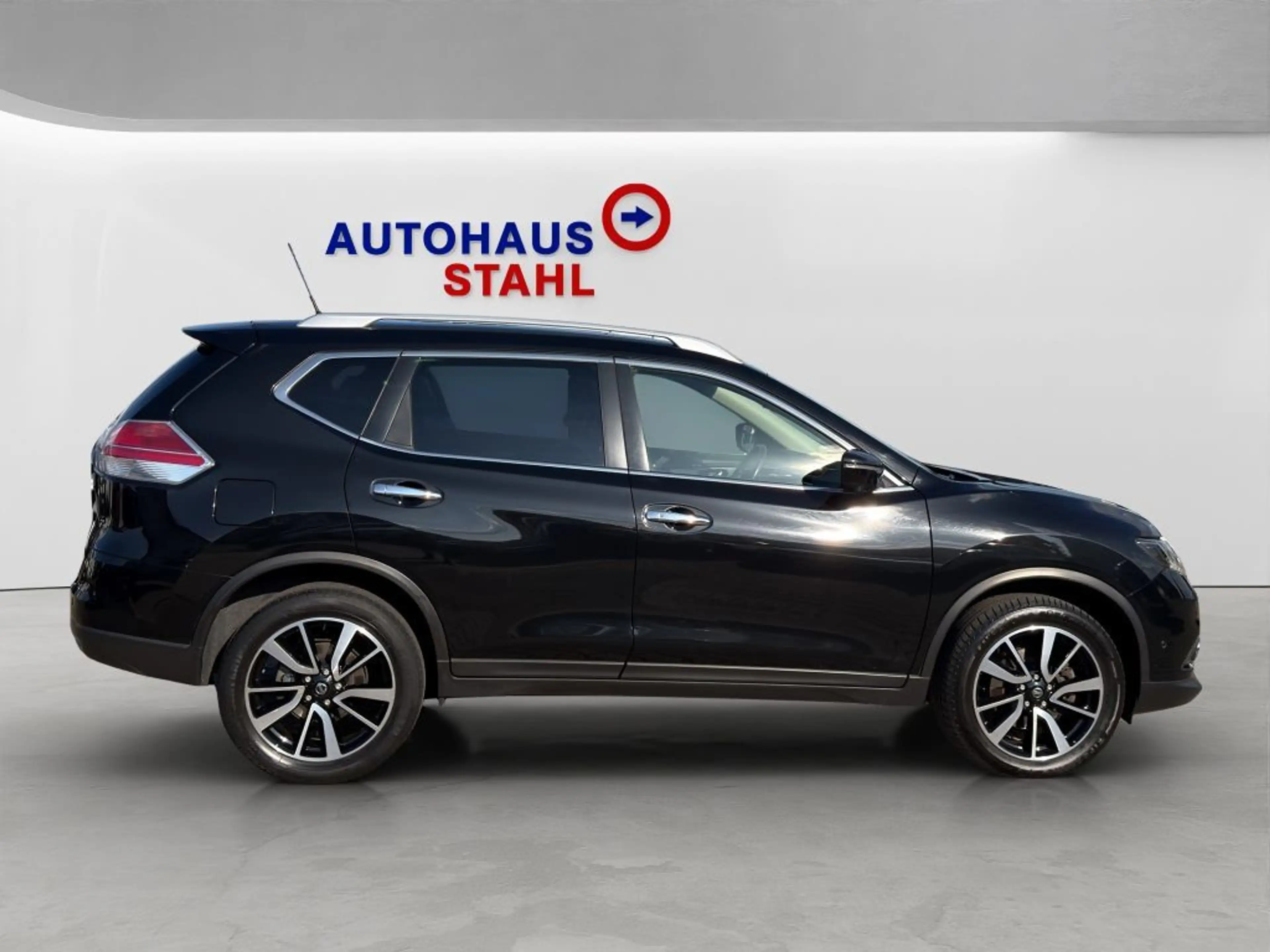 Nissan X-Trail 2.0 dCi Xtronic Tekna — photo 7