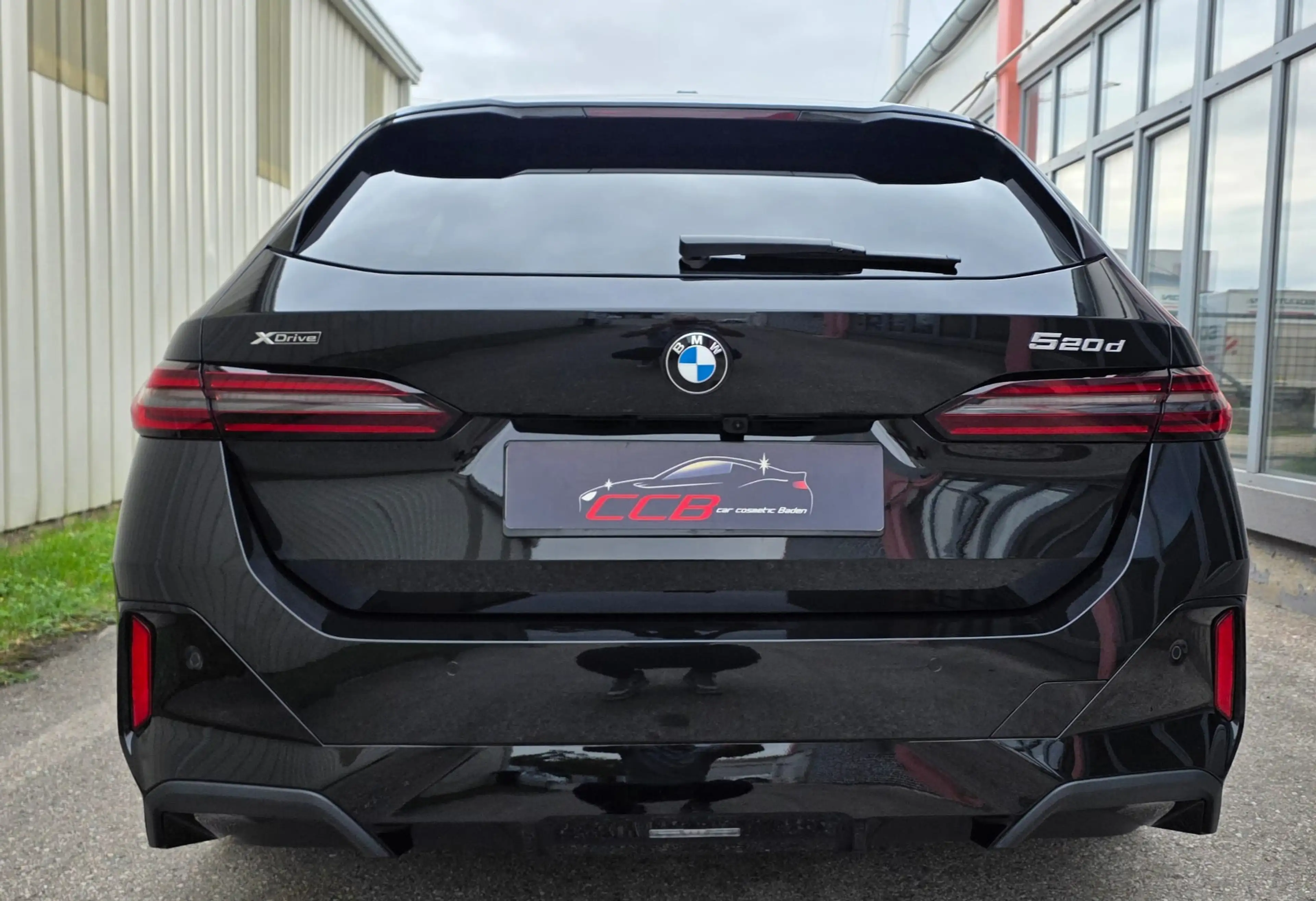 BMW 520 520d xDrive G61 M Sportpaket PRO | 197 PS | 20” | Panorama | HUD | Werksgarantie — photo 3
