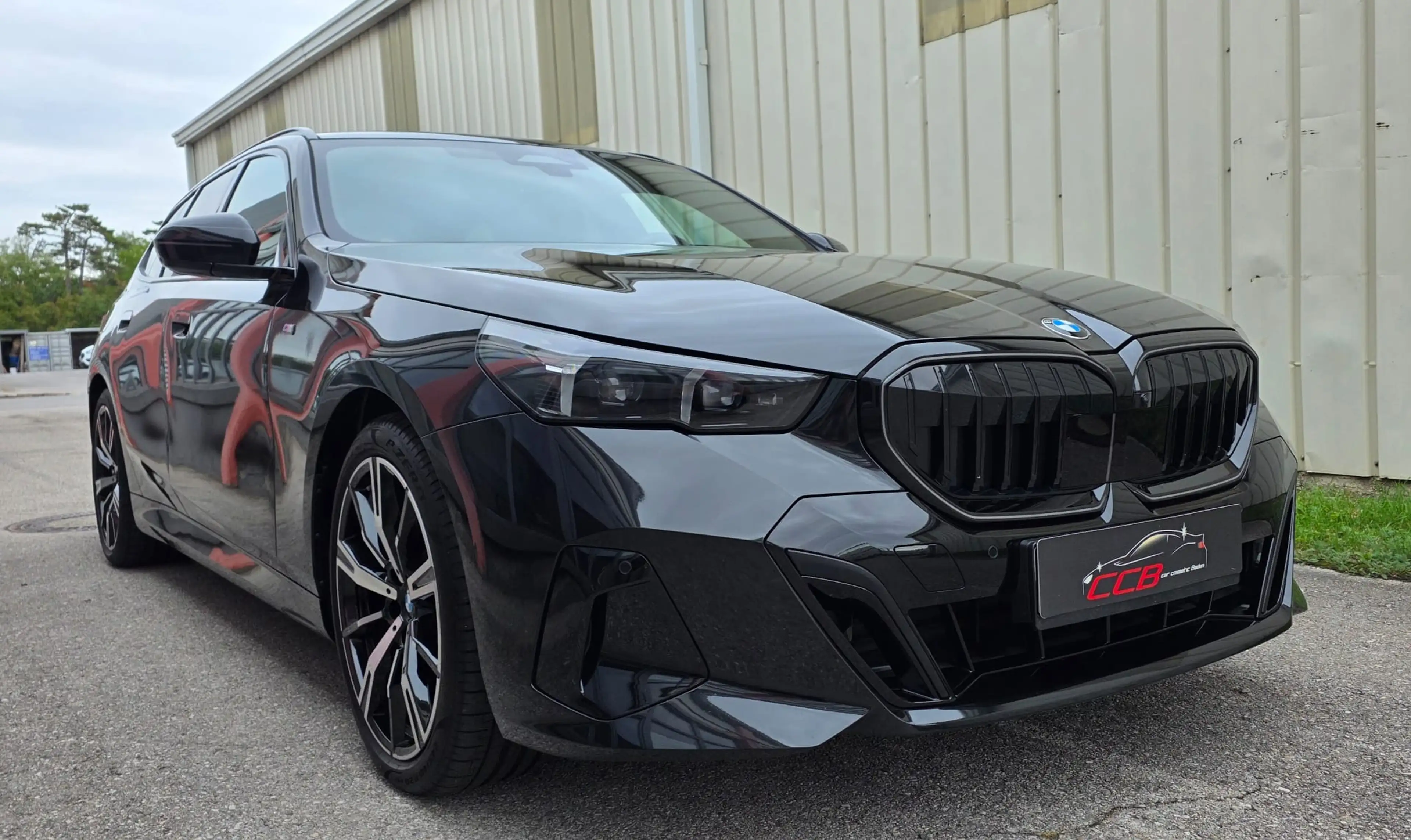 BMW 520 520d xDrive G61 M Sportpaket PRO | 197 PS | 20” | Panorama | HUD | Werksgarantie — photo 7