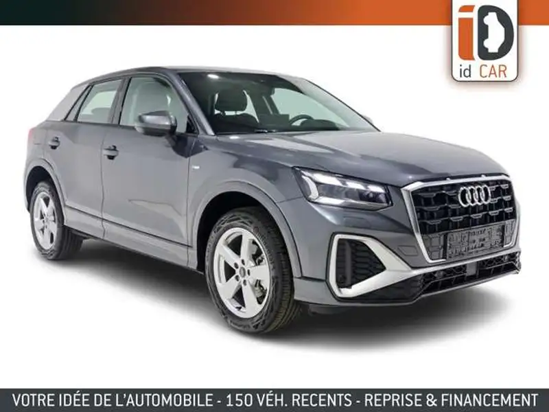 AUDI Q2