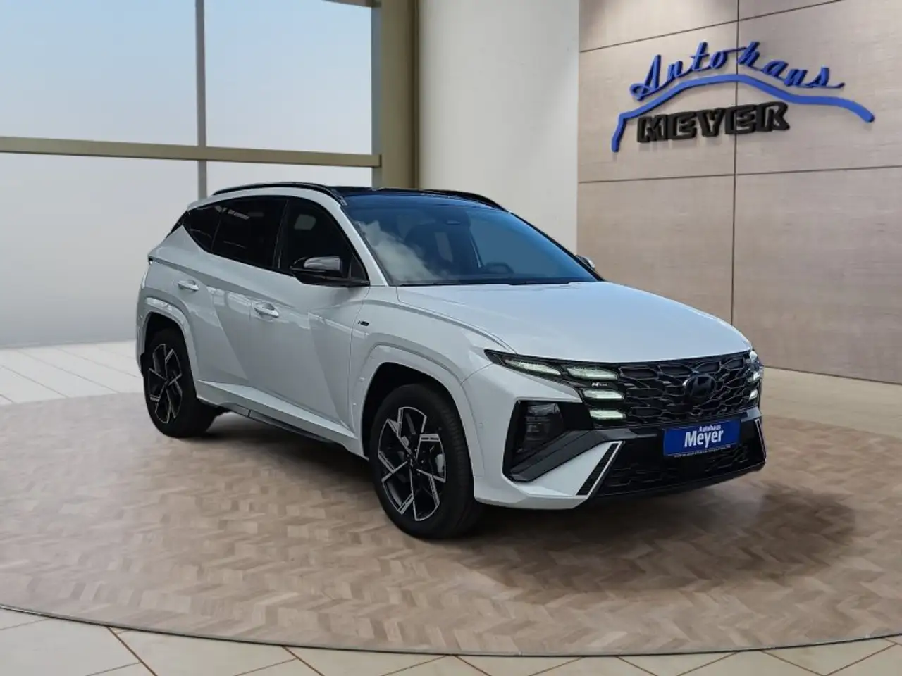 Hyundai TUCSON 1,6T HEV N Line X UPE=54000 Euro! * — миниатюра 1