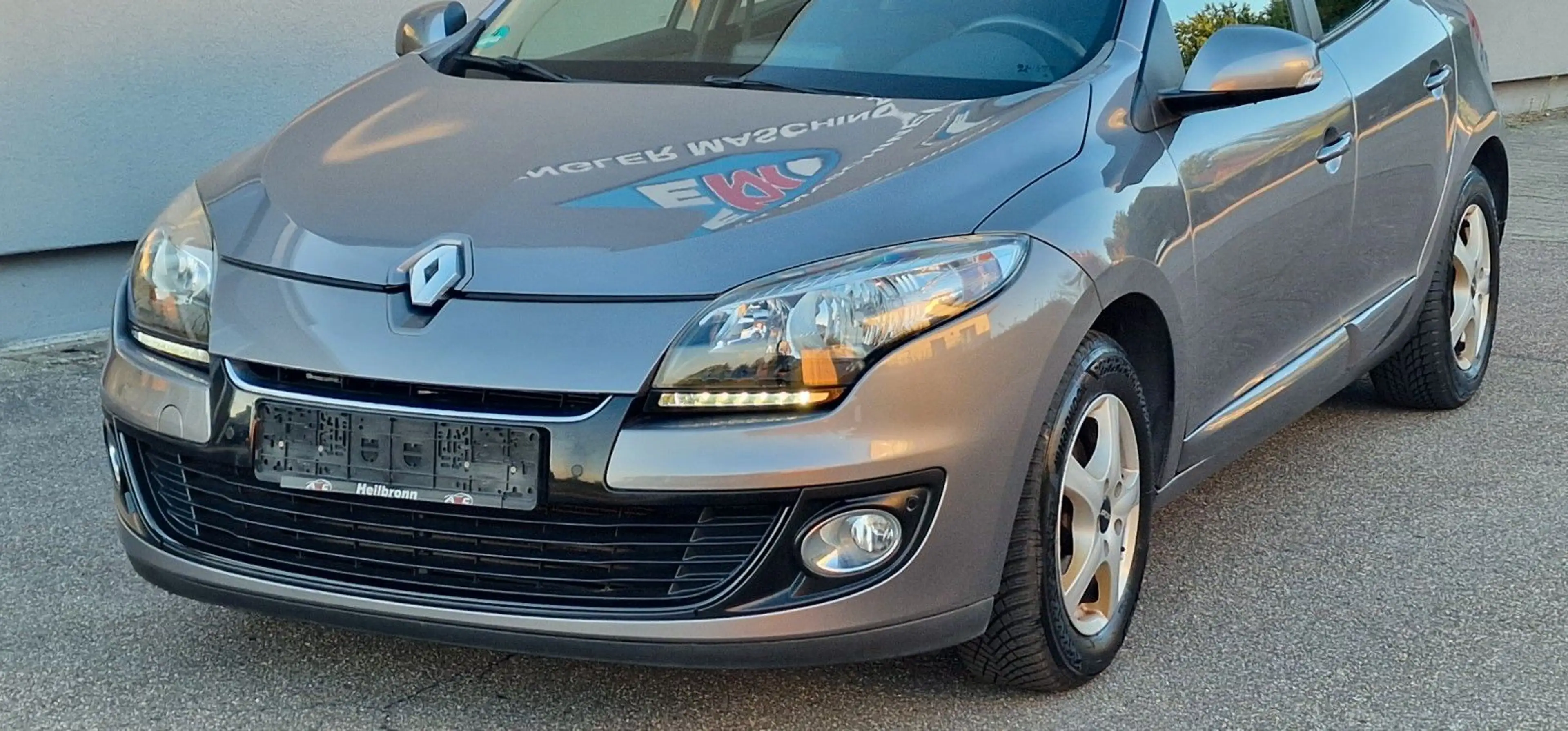 Renault Megane III 1.2L AHK*Navi*Service+Steuerkette NEU — photo 4