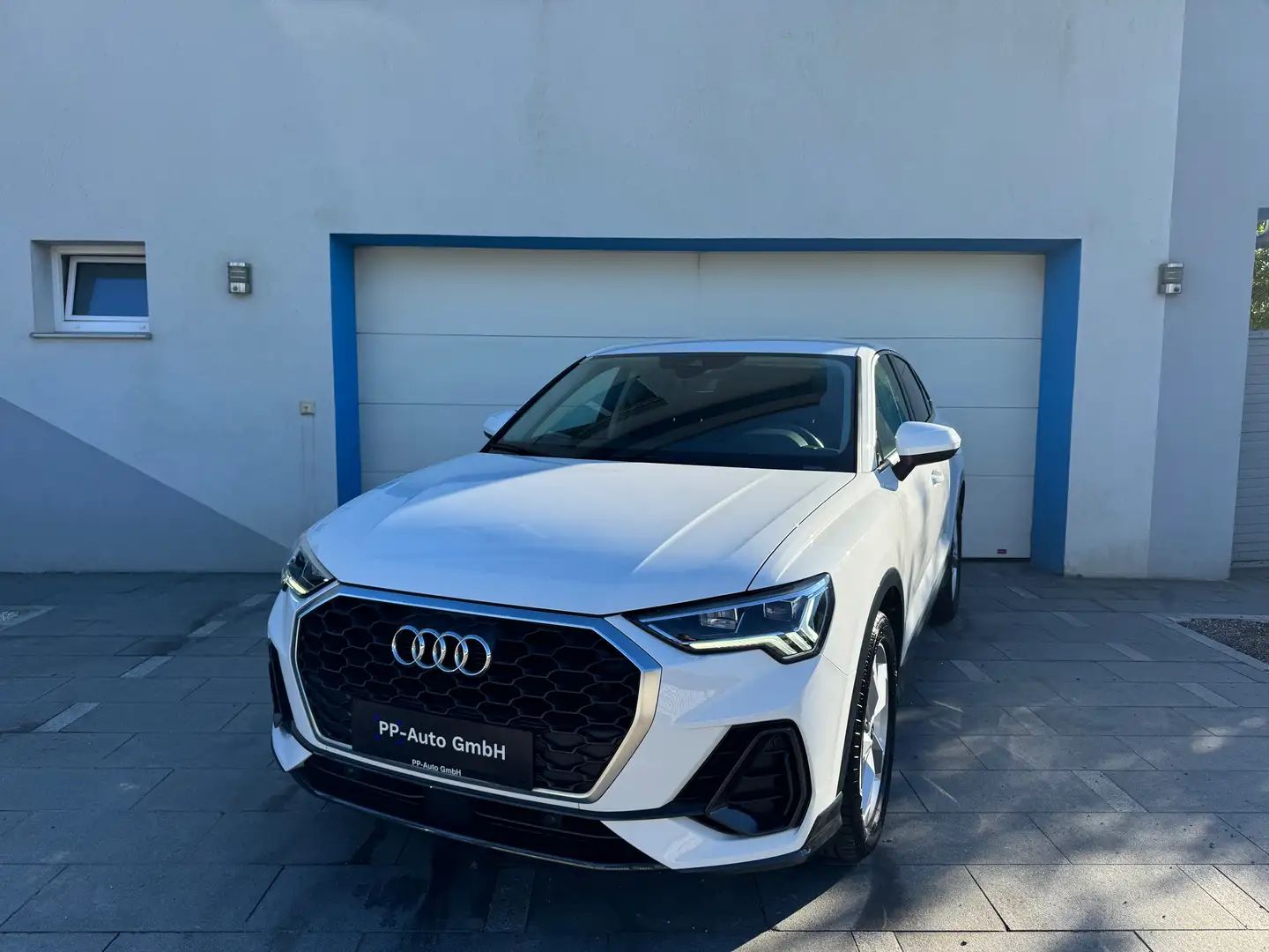 Audi Q3 Sportback 35 TFSI S-tronic Weiß - 2