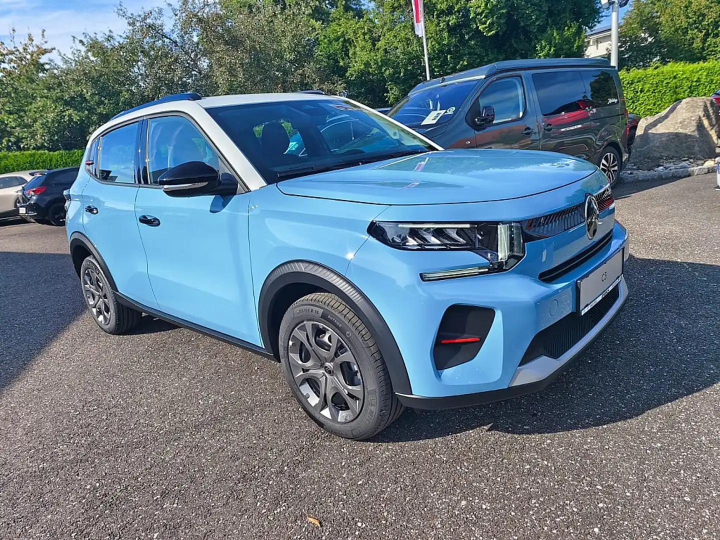 Citroen C3 PureTech 100 S&S 6-Gang-Manuell PLUS Vorführwagen Blau - 1