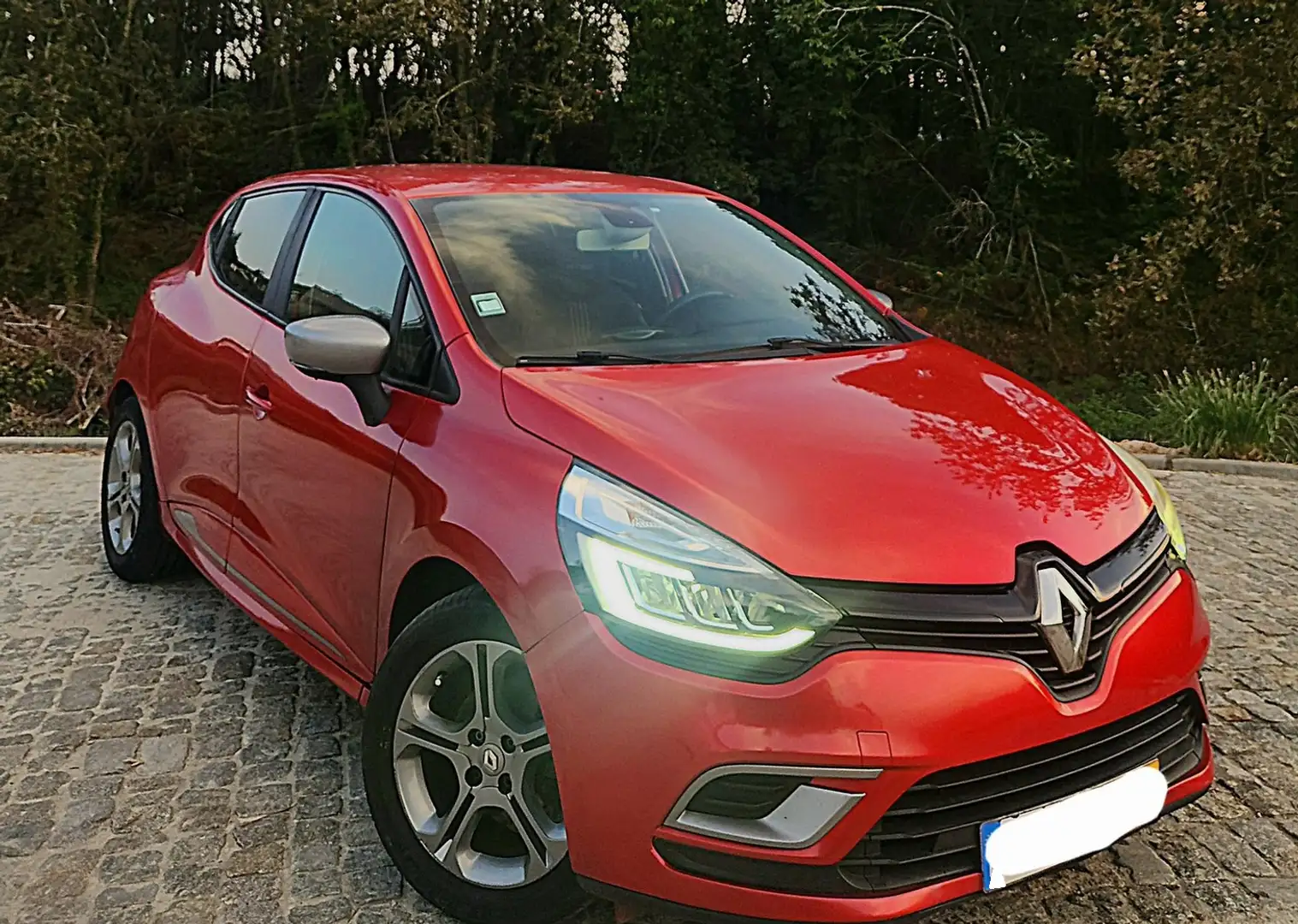 Renault Clio Clio 1.5 dCi - 80 Extrême - 1