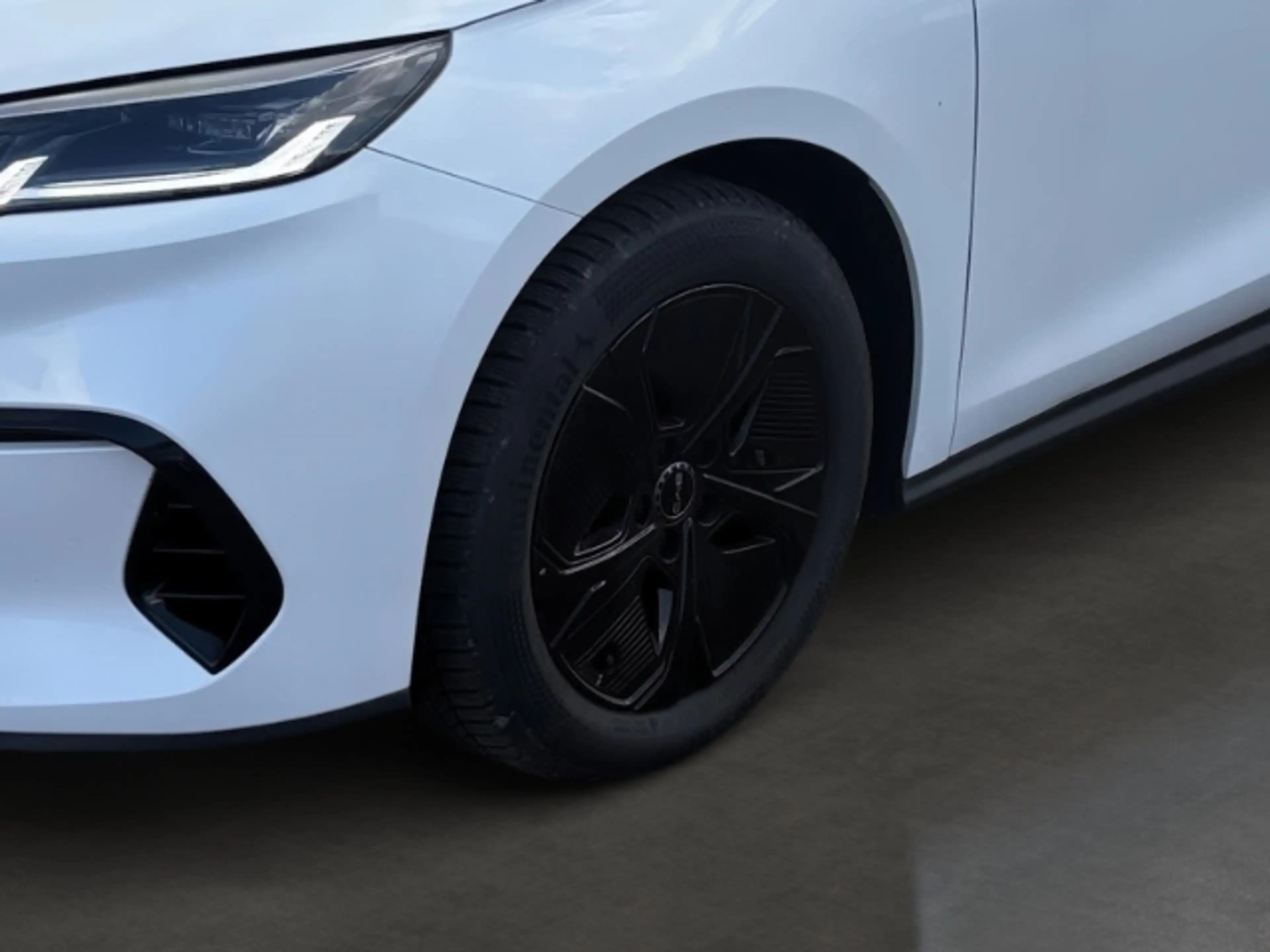 BYD Seal Boost 1.5 Rückfahrkamera/LED Scheinwerfer/Klimauto — photo 7