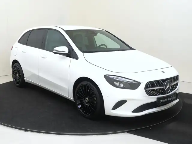 Mercedes-Benz B-Class view 2
