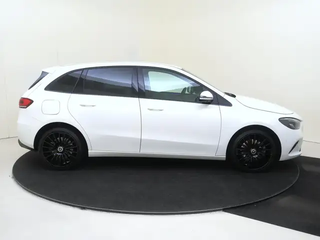 Mercedes-Benz B-Class view 9