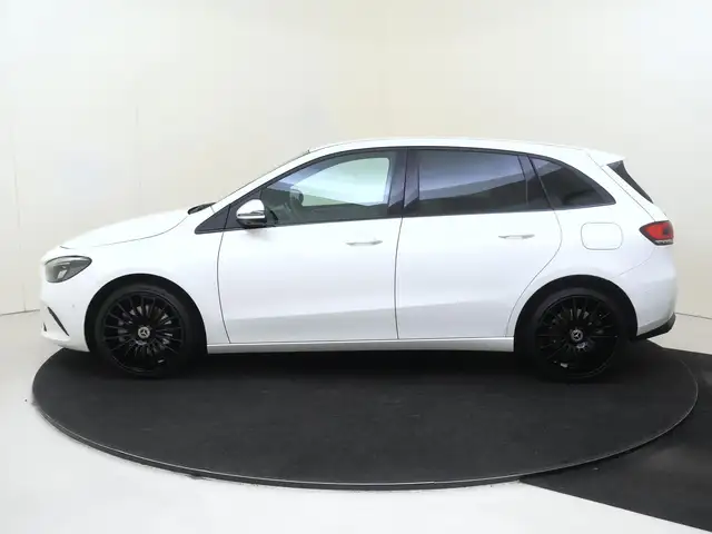 Mercedes-Benz B-Class view 8