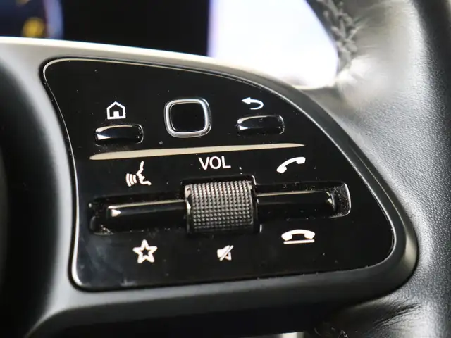 Mercedes-Benz B-Class view 13